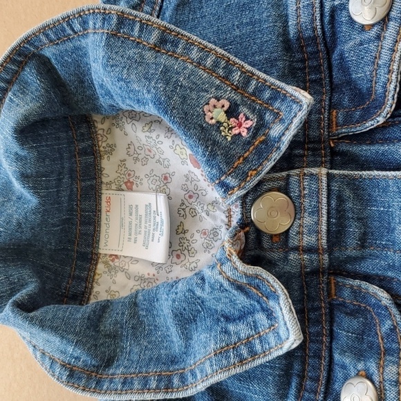 Wonder Kids embroidered Jean jacket size 18 months - Picture 3 of 9